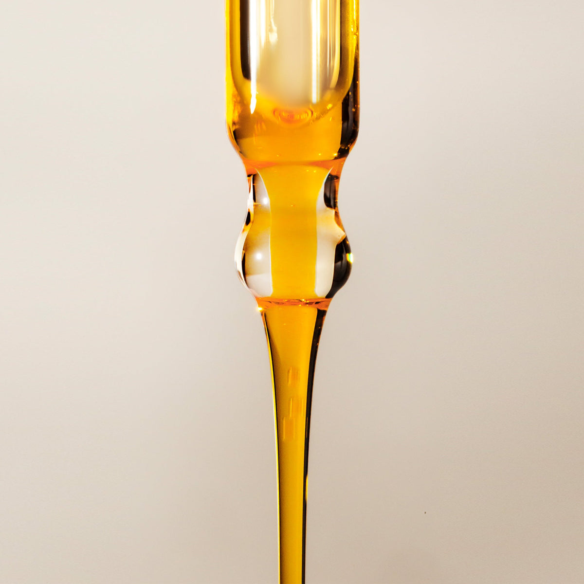 heavenly-sixteen-all-in-one-face-oil-n4 H16-Close-Ups.jpg