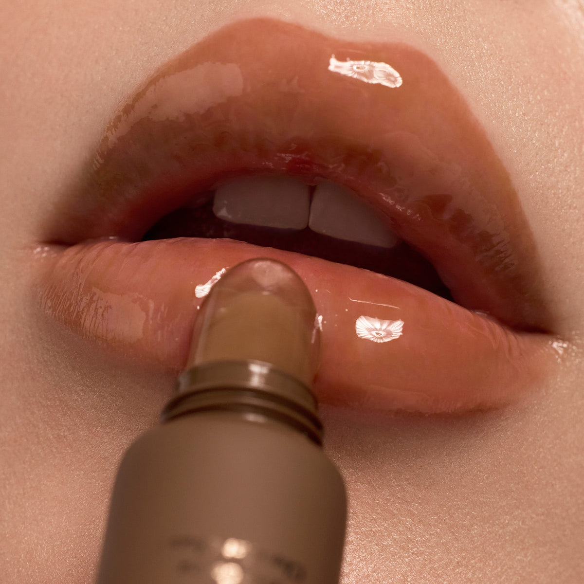 lip-butter-balm-hot-cocoa-j9 LBB-Hot-Cocoa-2025-Lip.jpg