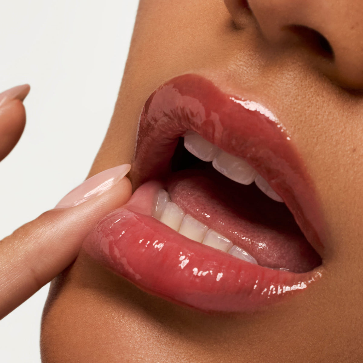 lip-butter-balm-poppy-y2 PDP_LBB-Poppy-2.jpg